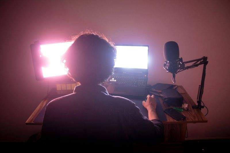 Enregistrement de podcasts en studio insonorisé